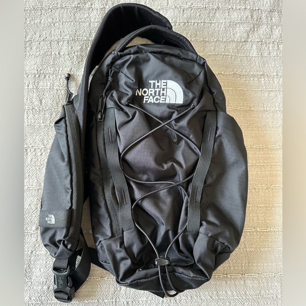 The North Face Borealis Sling Bag